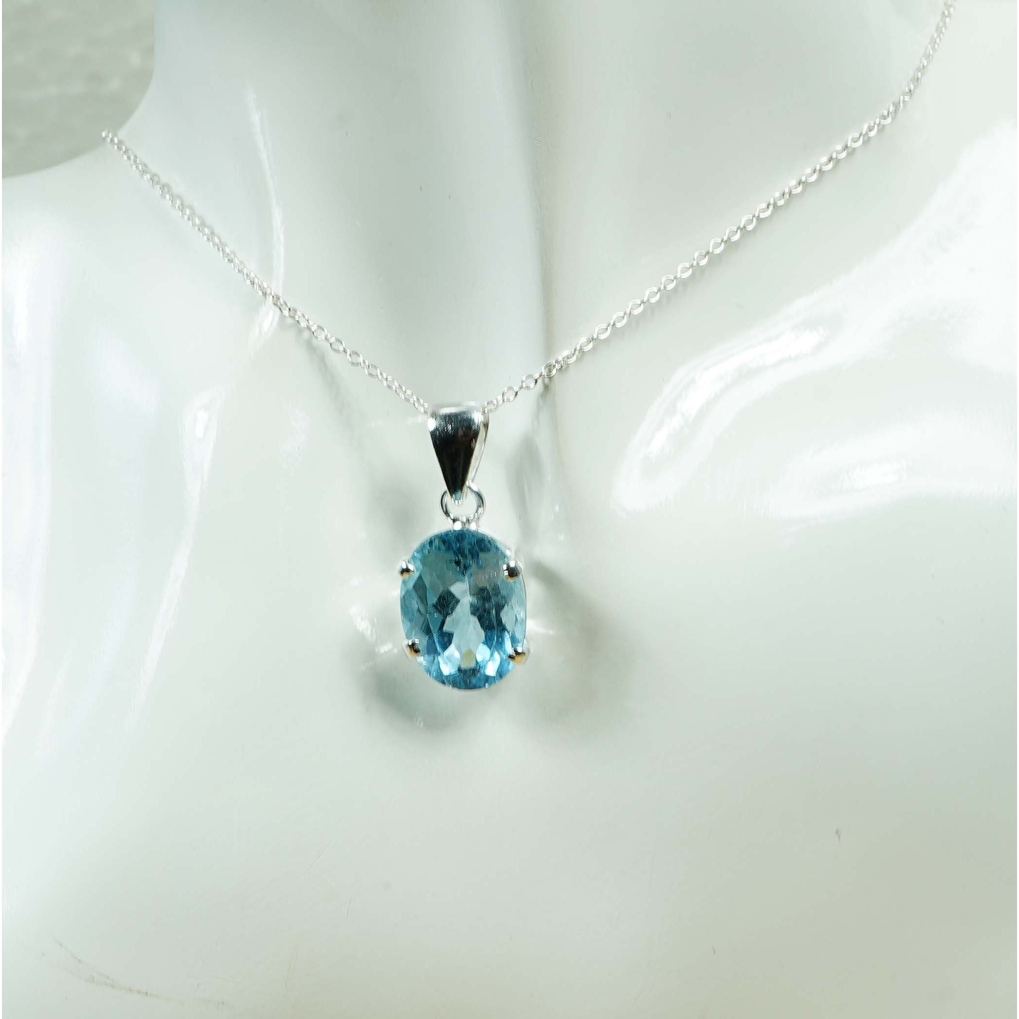 Women's Swiss Topaz 925 Sterling Silver Solitaire Pendant